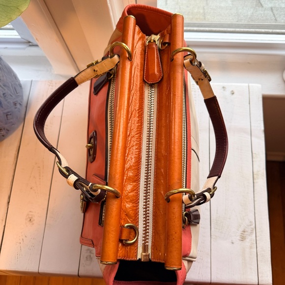 COACH | Louisa Satchel (2011) #19276, Beige and Coral Color Block - Picture 4 of 17